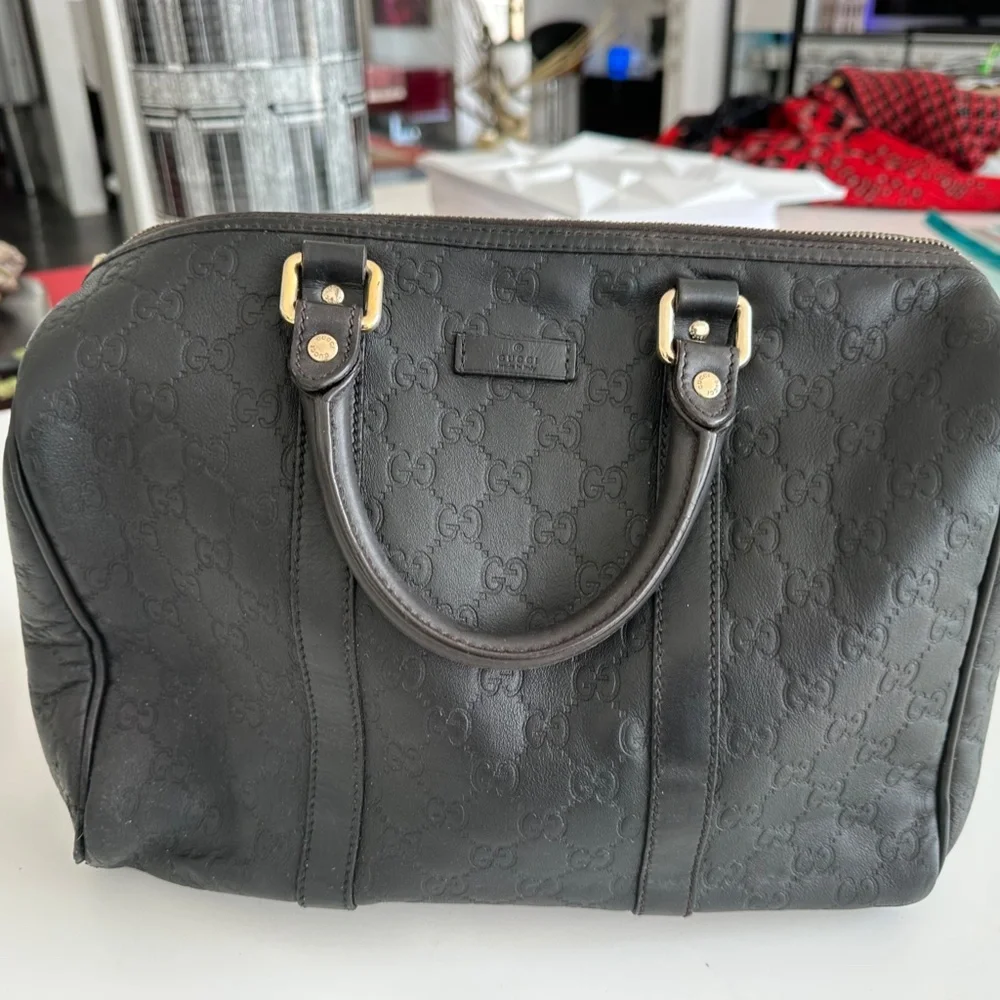 Gucci Black Embossed Tote Bag - Picture 5 of 10